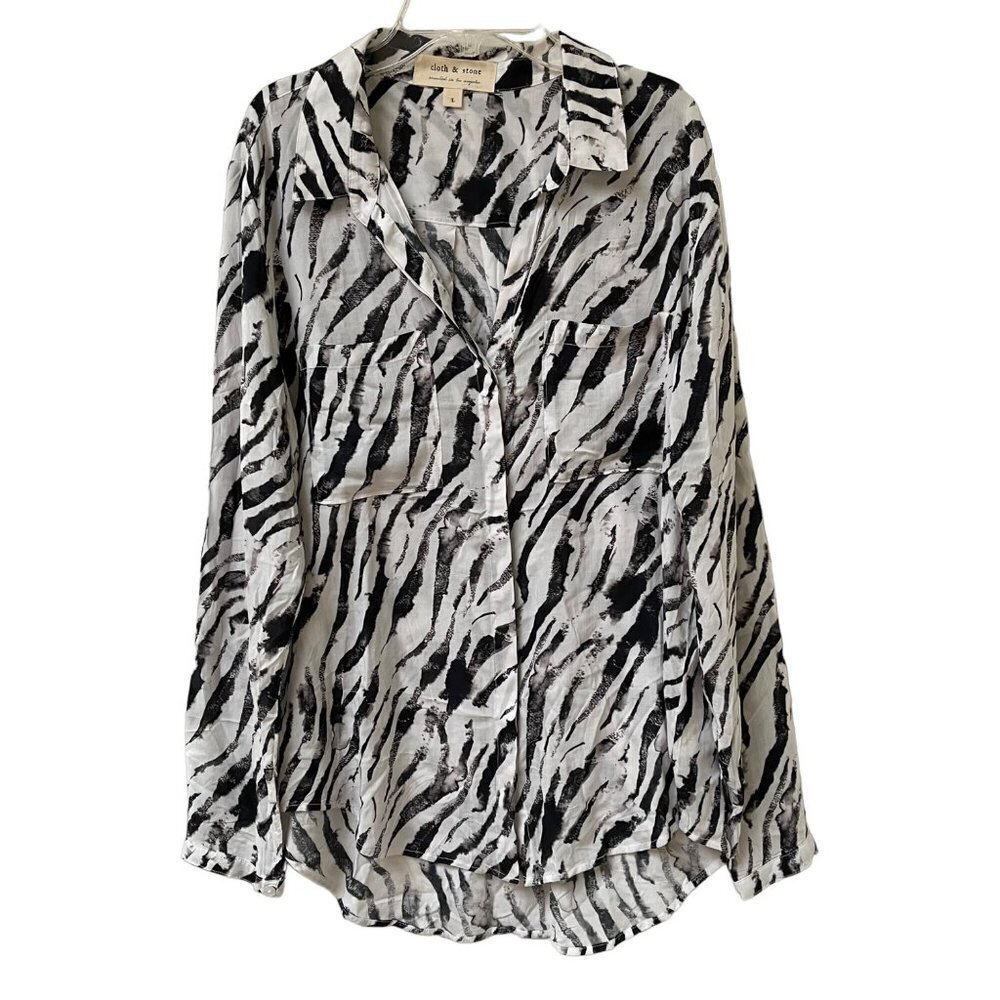 Cloth and Stone Shirt Blouse Womens Large Animal Print Holiday Party Office Work